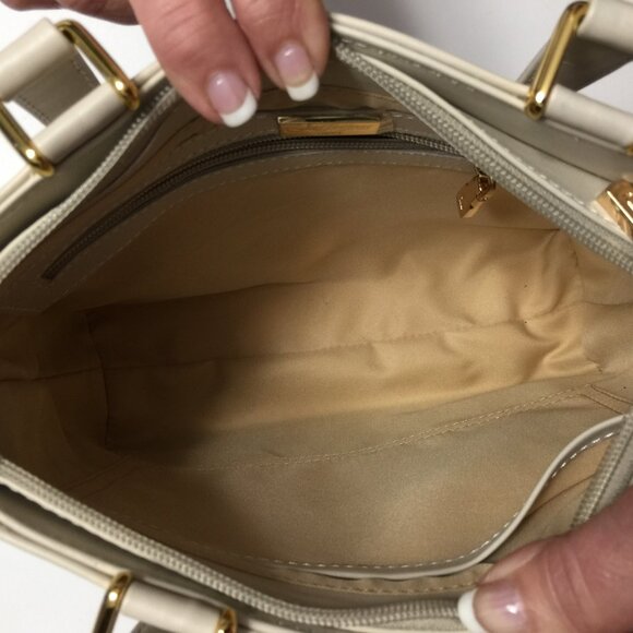 jafferjees Gui-e Surkh HANDBAG-NEW without tags - Picture 6 of 6